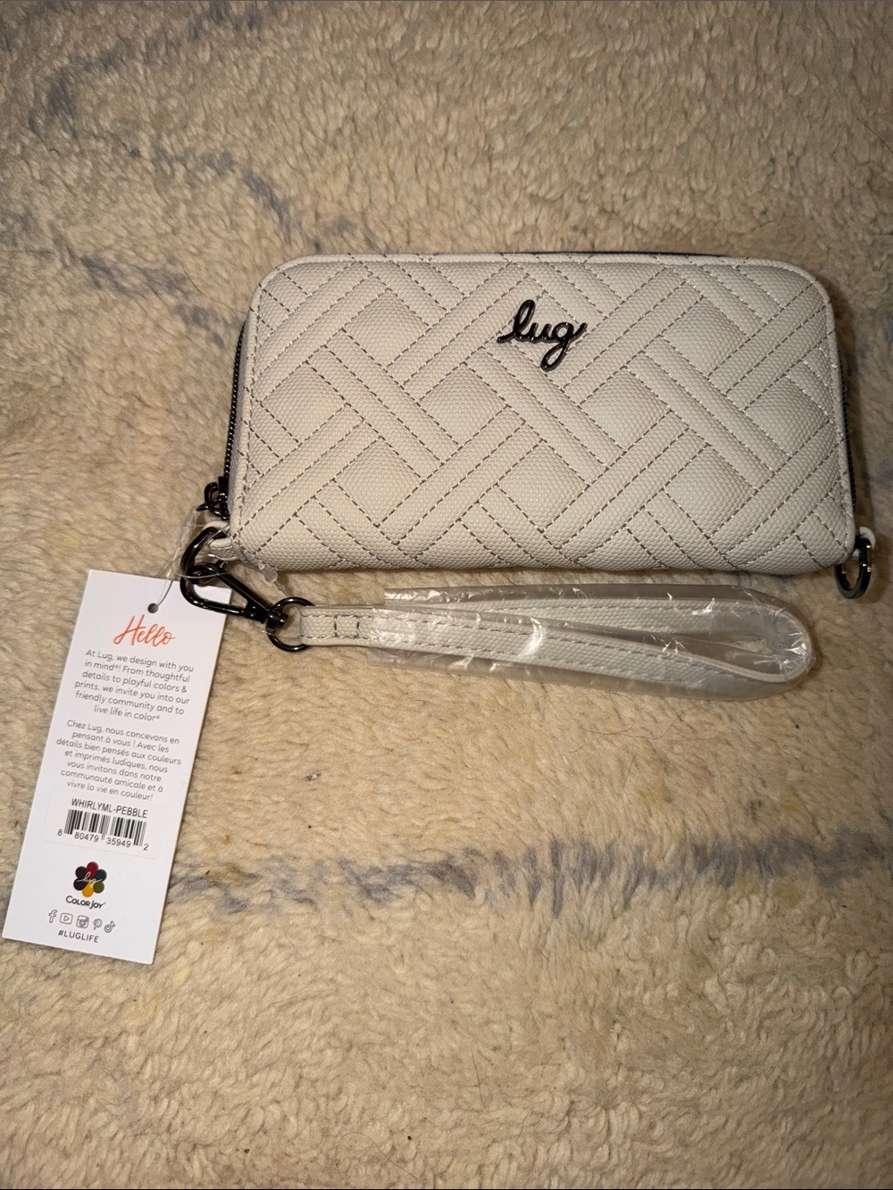 lug Quilted Pebble Wristlet Wallet in Cream